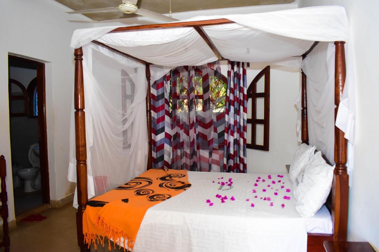 Joysvilla Family Holiday Home Malindi Buitenkant foto
